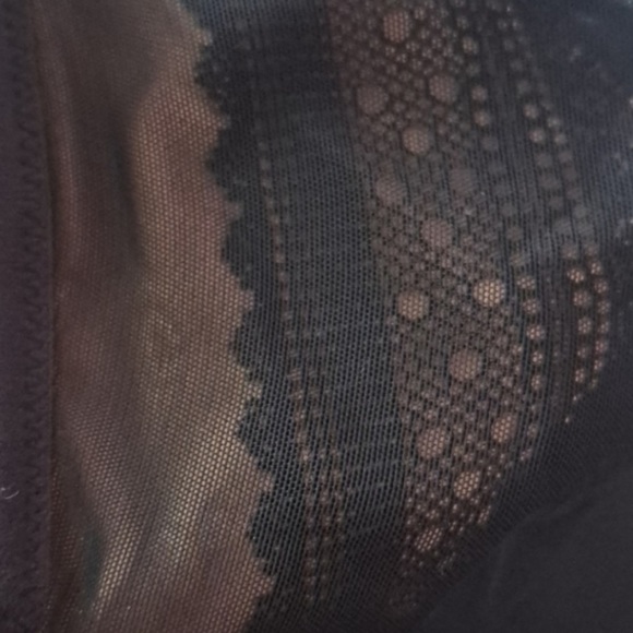 SPANX Low Profile Illusion Lace Minimizer Bra - Picture 5 of 13